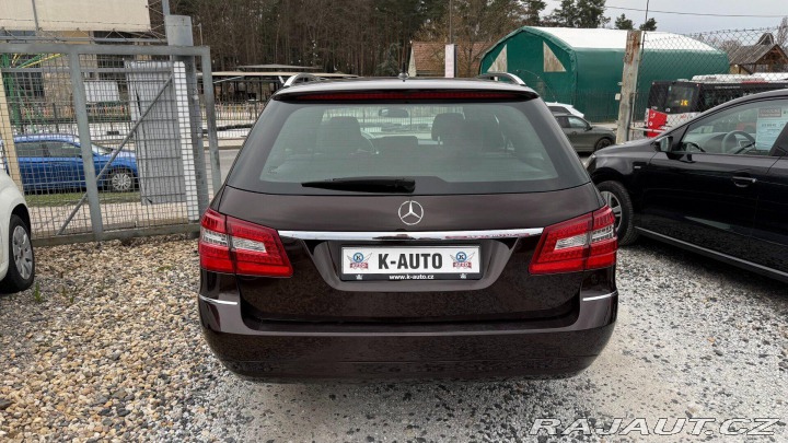 Mercedes-Benz E E 250CDI 150kW REZERVOVAN 2010