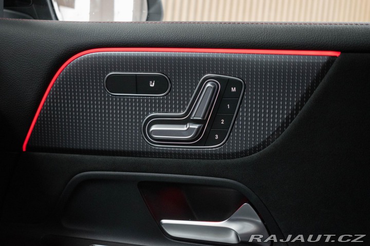 Mercedes-Benz EQB 350 4M*AMG*SOH 97%*ČR* 2022