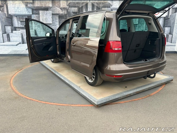 Volkswagen Sharan 2.0TDi, 103KW, 7MÍST, VYH 2012