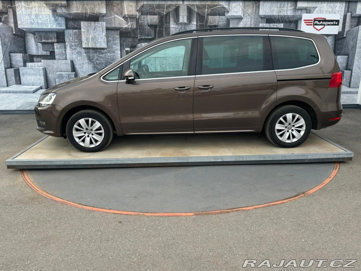 Volkswagen Sharan 2.0TDi, 103KW, 7MÍST, VYH 2012