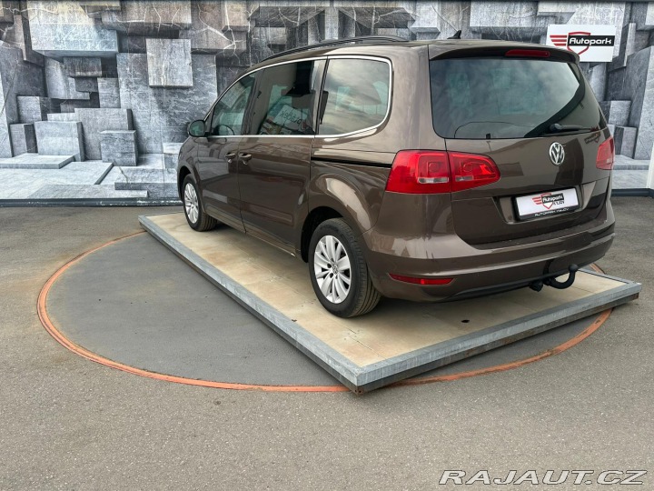 Volkswagen Sharan 2.0TDi, 103KW, 7MÍST, VYH 2012