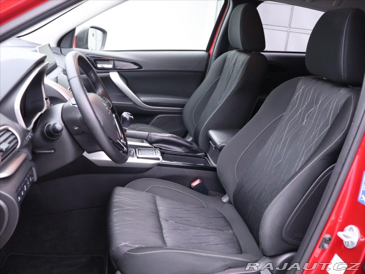 Mitsubishi Eclipse Cross 1,5 T-MIVEC 120kW Intense 2018