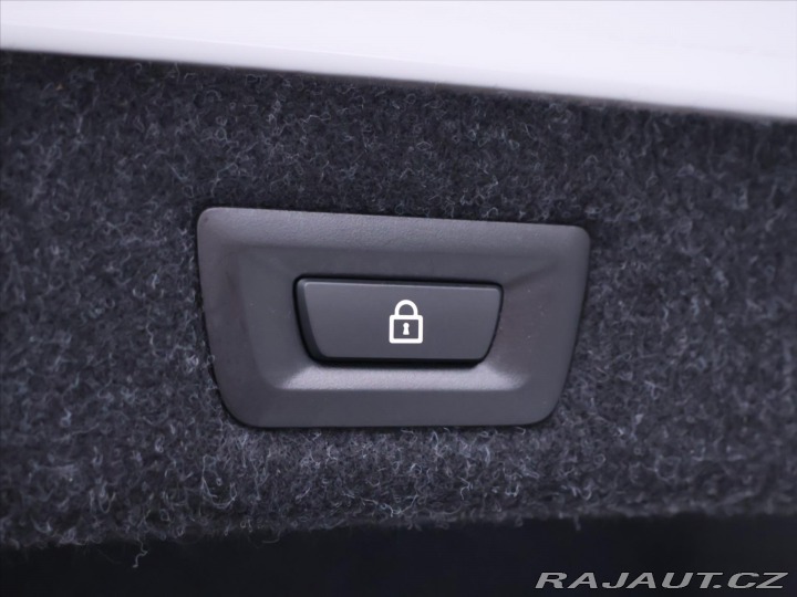 BMW 5 2,0 530e xDrive 135kW CZ 2021