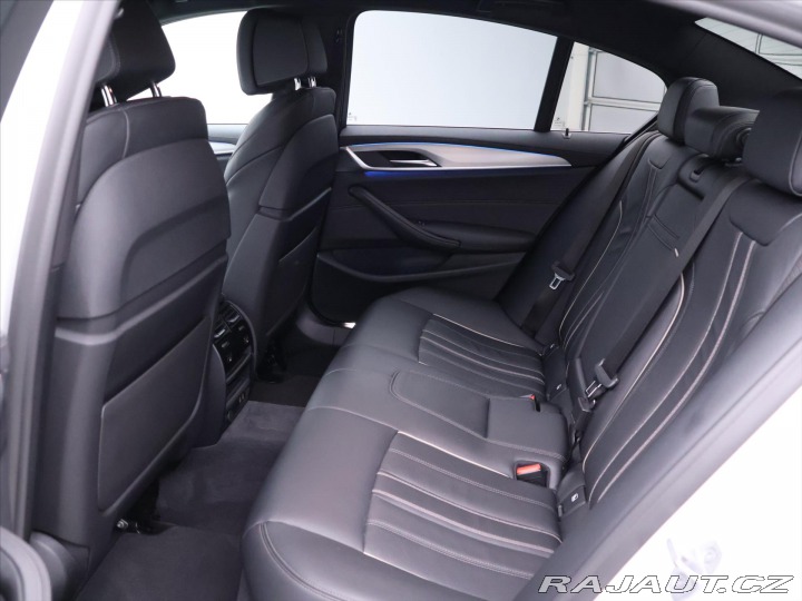 BMW 5 2,0 530e xDrive 135kW CZ 2021