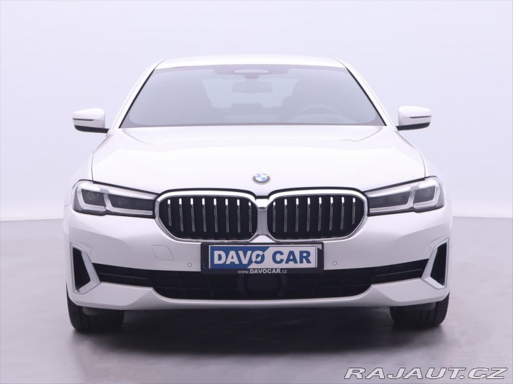 BMW 5 2,0 530e xDrive 135kW CZ 2021