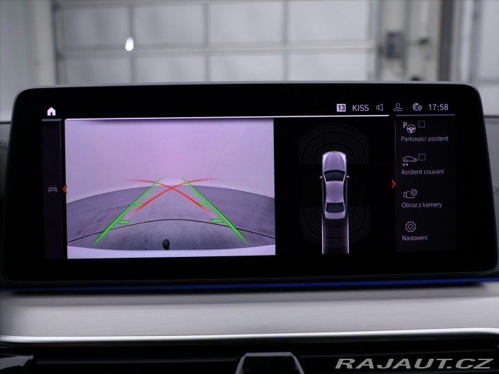 BMW 5 2,0 530e xDrive 135kW CZ 2021