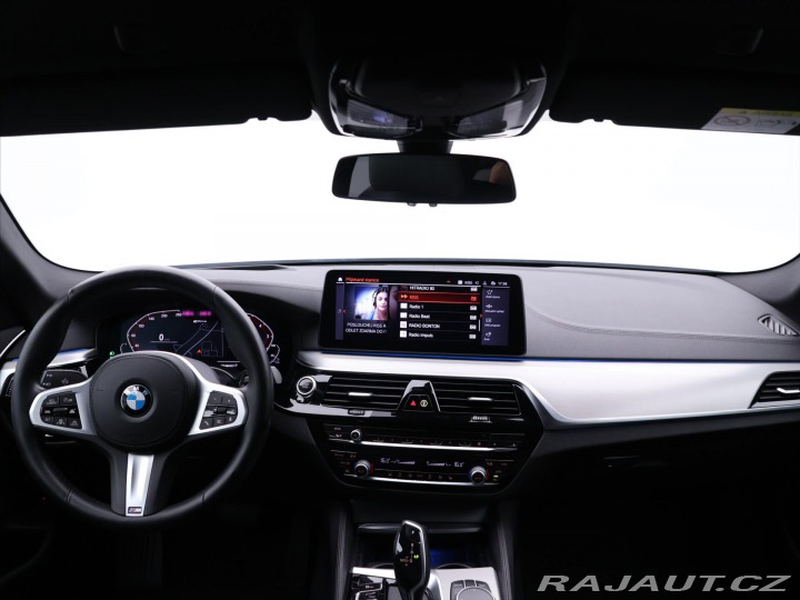 BMW 5 2,0 530e xDrive 135kW CZ 2021
