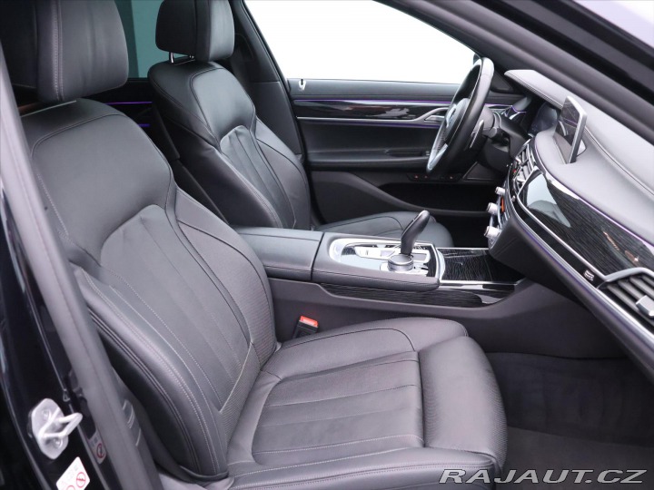 BMW 7 3,0 730d xDrive 210kW M-p 2022