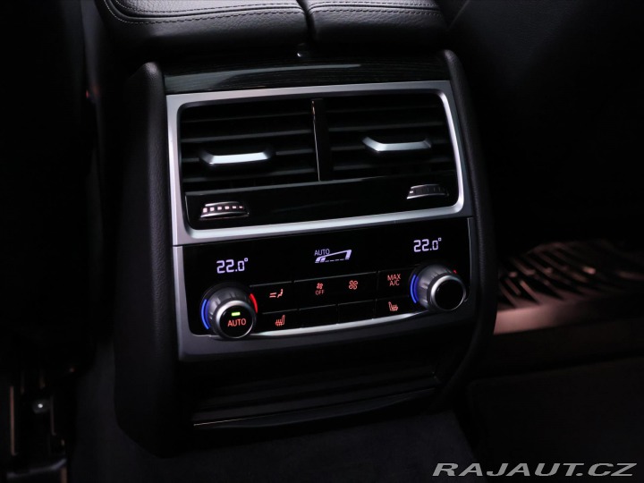 BMW 7 3,0 730d xDrive 210kW M-p 2022