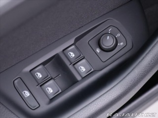 Volkswagen Passat 1,5 TSI 110kW DSG Busines 2024