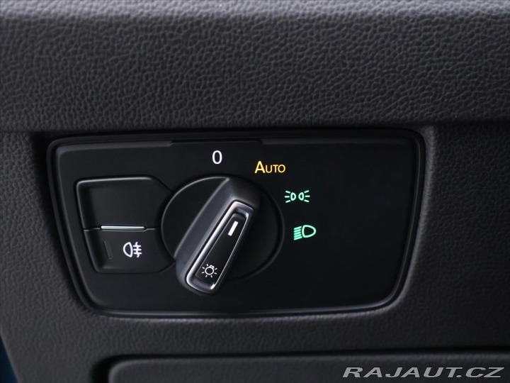 Volkswagen Passat 1,5 TSI 110kW DSG Busines 2023