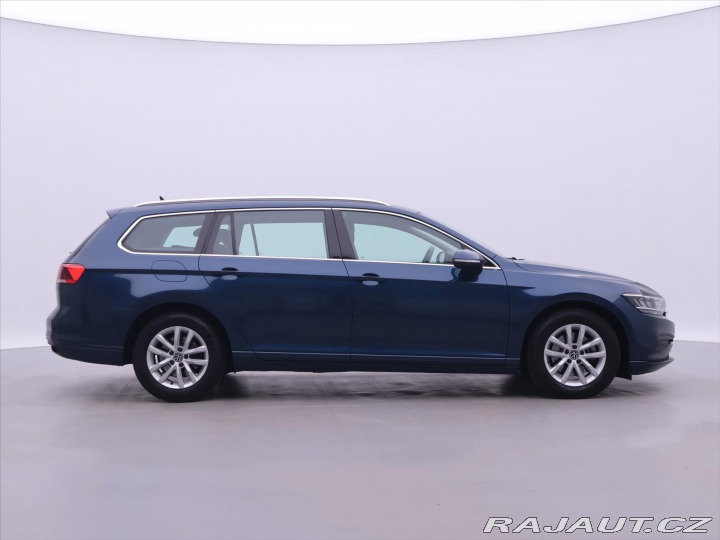 Volkswagen Passat 1,5 TSI 110kW DSG Busines 2023