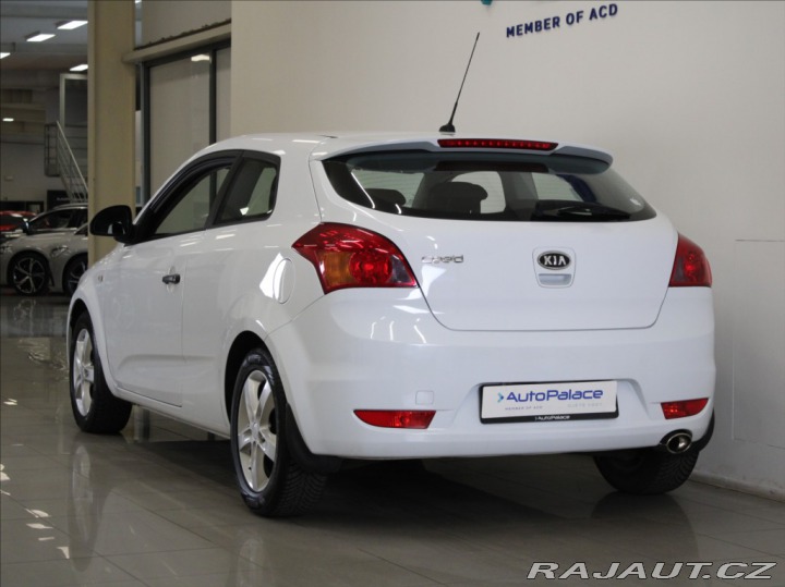 Kia Ceed 1,4 CVVT 80kW ProCeed 1.m 2009