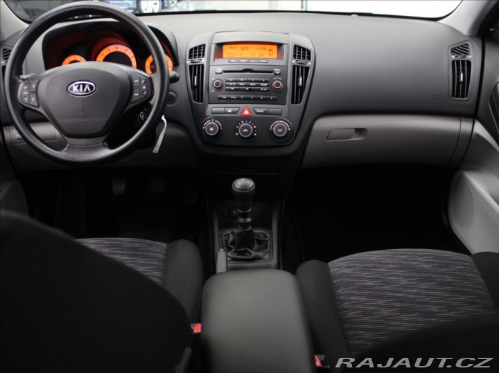 Kia Ceed 1,4 CVVT 80kW ProCeed 1.m 2009