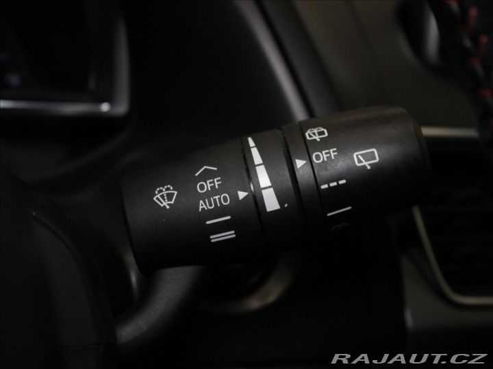 Mazda 3 2,0 G165 Revolution Výpro 2016
