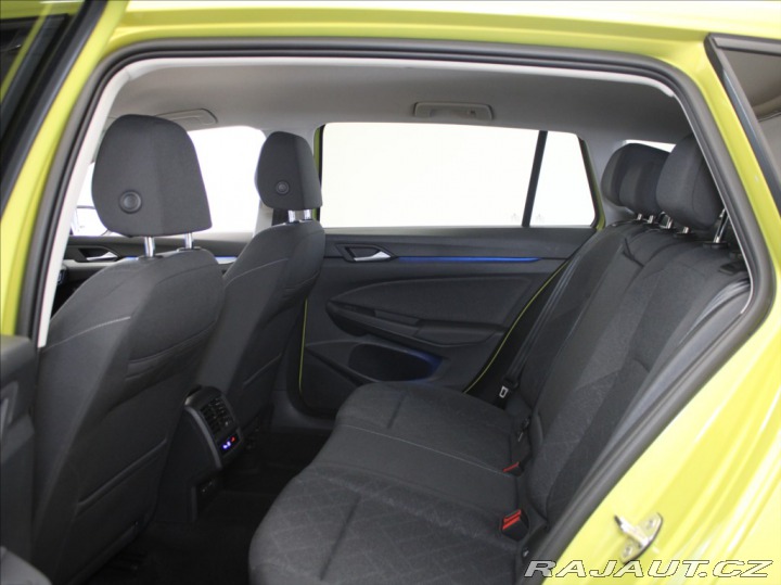 Volkswagen Golf 1,5 TSI Life Variant 92tk 2023