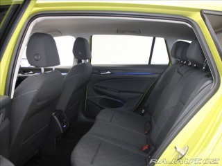Volkswagen Golf 1,5 TSI Life Variant 92tk 2023