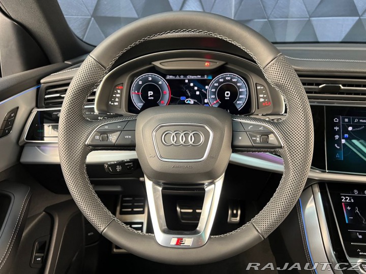 Audi Q8 50TDI QUATTRO S-LINE, PAN 2025