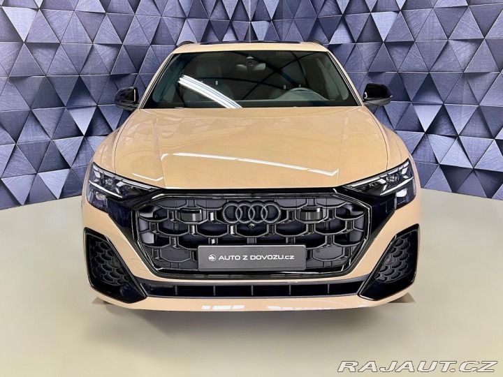 Audi Q8 50TDI QUATTRO S-LINE, VZD 2025