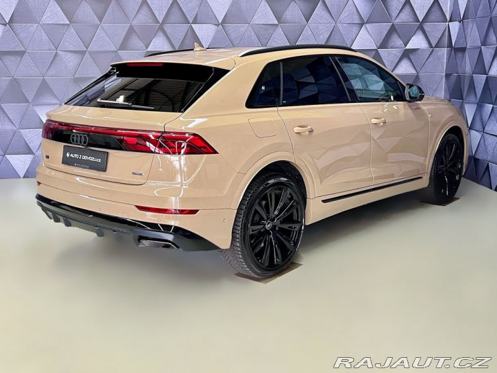 Audi Q8 50TDI QUATTRO S-LINE, VZD 2025