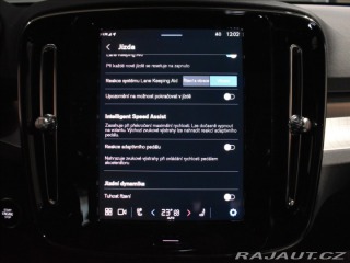 Volvo XC40 2,0 B3 PLUS Adapt,bezklíč 2024