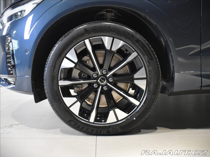 Volvo XC60 2,0 T6  Ultra Dark 2026