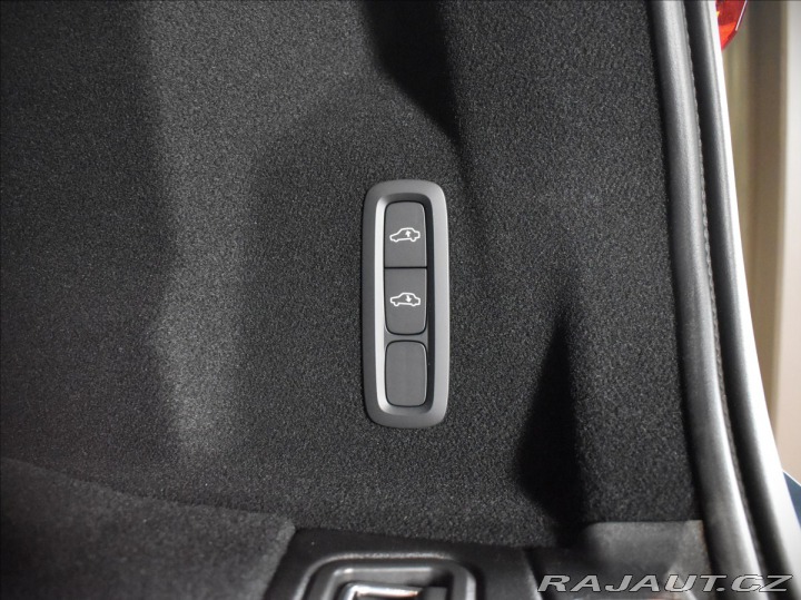 Volvo XC60 2,0 T6  Ultra Dark 2026