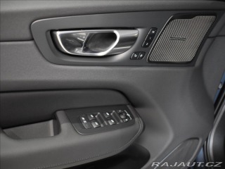 Volvo XC60 2,0 T6 Ultra Dark 2026