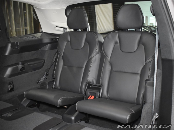 Volvo XC90 2,0 B5  Ultra Bright 2026