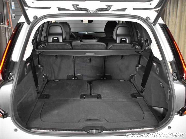 Volvo XC90 2,0 B5  Ultra Bright 2026