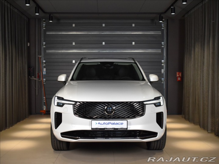Volvo XC90 2,0 B5  Ultra Bright 2026