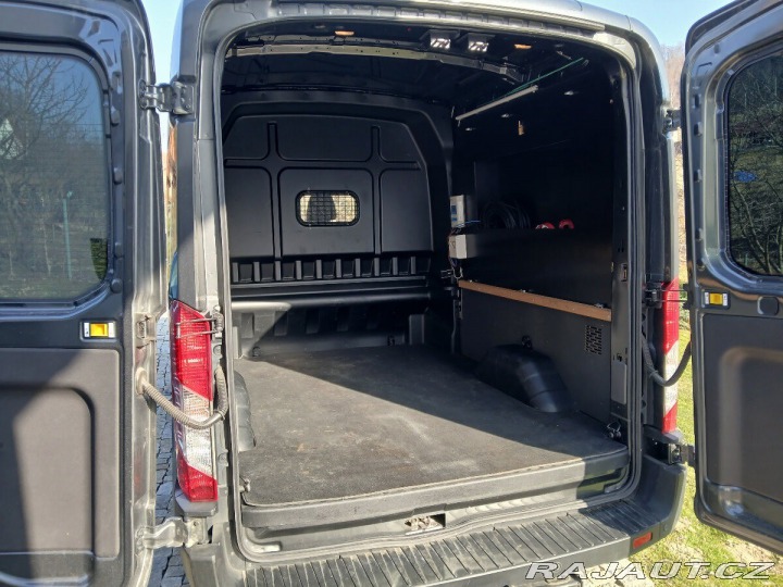 Ford Transit 4x4 Trend L3 6 míst 2023