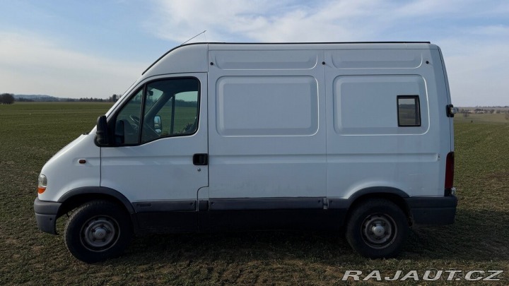 Renault Master 2,5   D - Obytný 2000