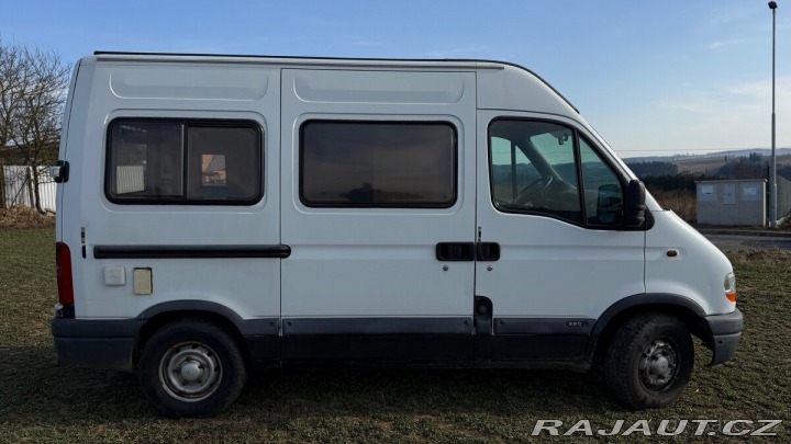 Renault Master 2,5   D - Obytný 2000