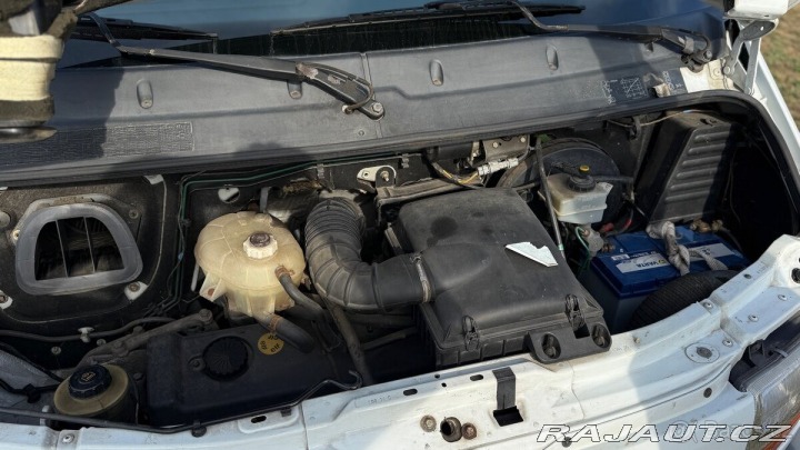 Renault Master 2,5   D - Obytný 2000