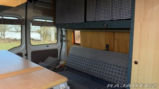 Renault Master 2,5 D - Obytný 2000