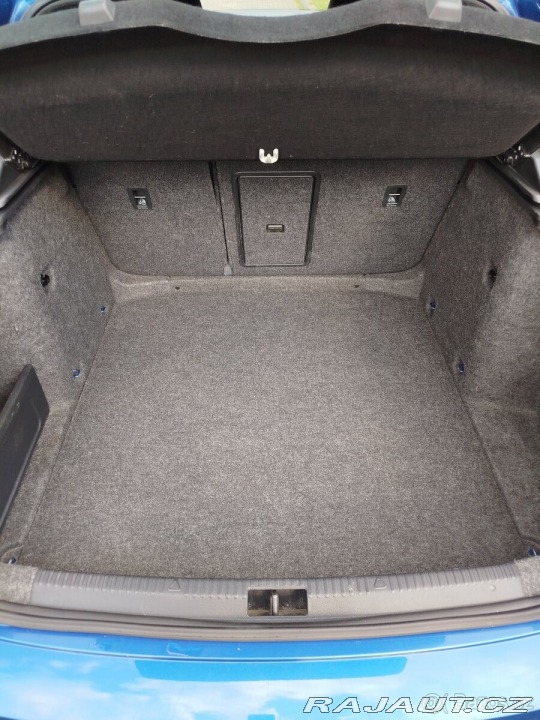 Škoda Octavia 2,0 3 rs TDI 135 kW man 2015