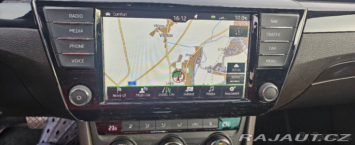 Škoda Superb 2,0   III L&K Combi 4 2016