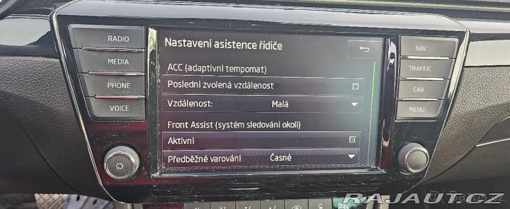 Škoda Superb 2,0   III L&K Combi 4 2016