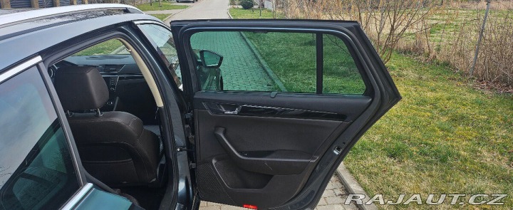 Škoda Superb 2,0 III L&K Combi 4 2016