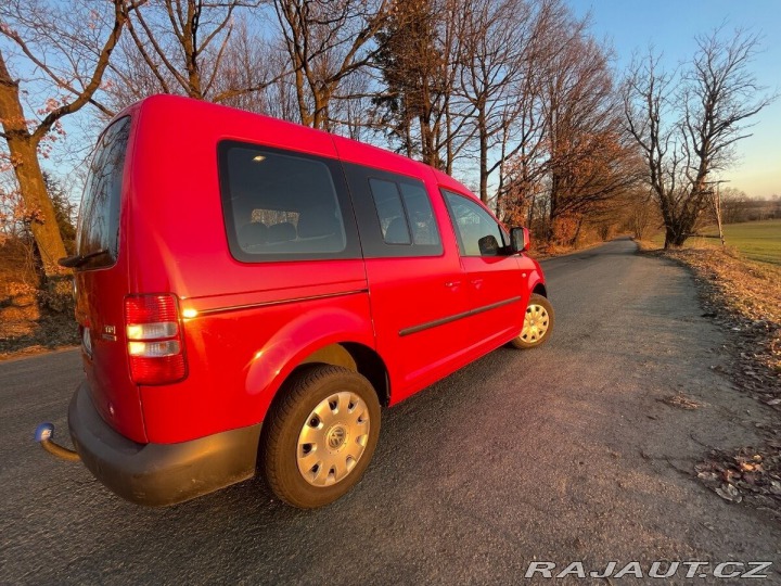 Volkswagen Caddy 1,6 2010