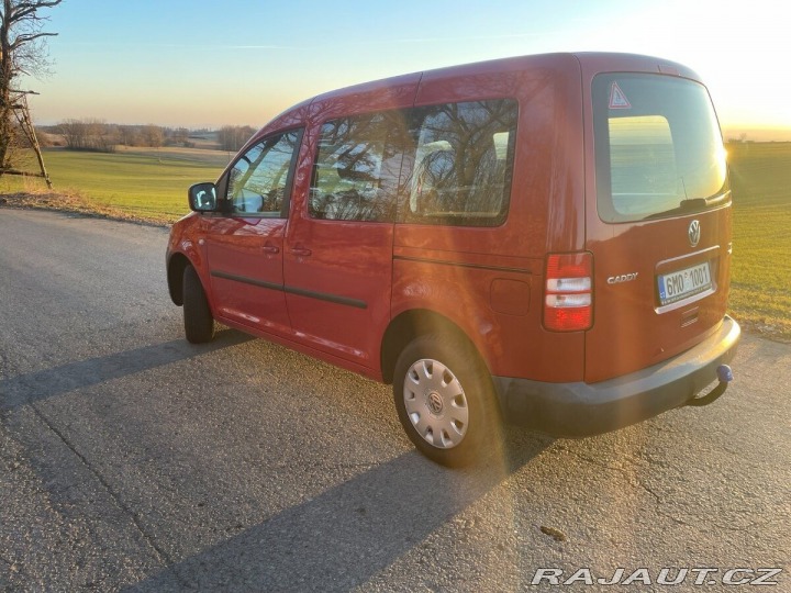 Volkswagen Caddy 1,6 2010