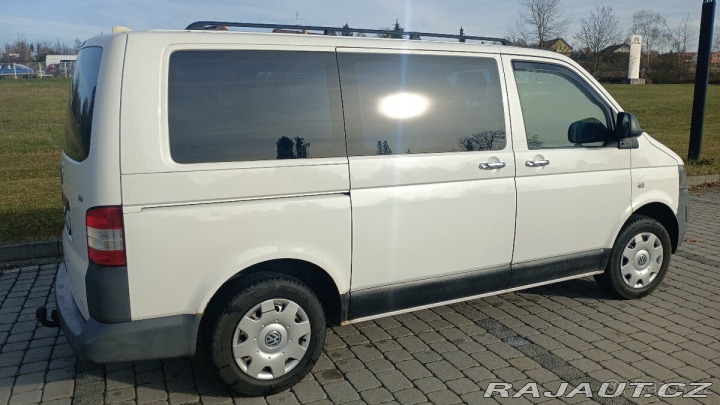 Volkswagen Transporter 2,0   T5 2010