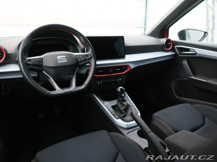 Seat Arona 1.0TSi,85kW,FR,MAN6,NAVI 1800