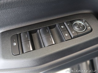 Toyota Land Cruiser 2.8D-4D,CZ,1Maj,4x4,Invin 2025