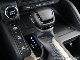 Toyota Land Cruiser 2.8D-4D,CZ,1Maj,4x4,Invin 2025