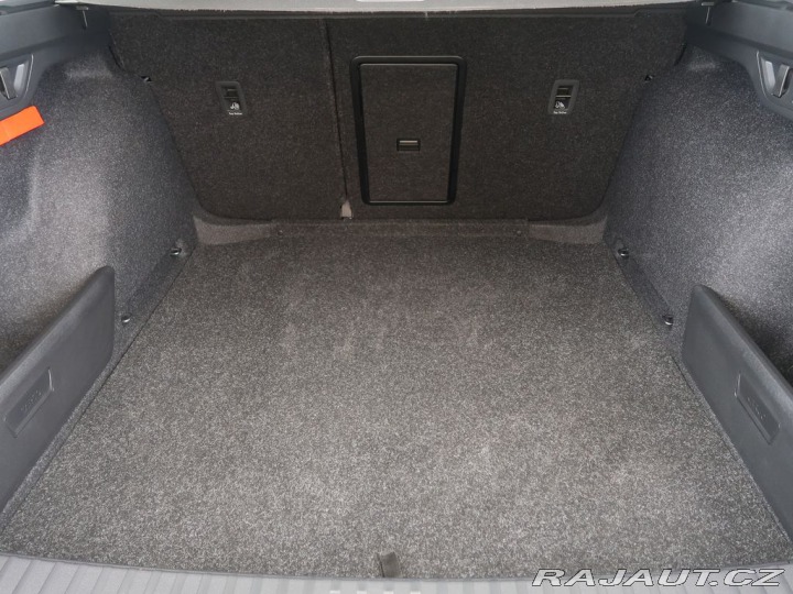 Škoda Octavia 2.0TDI,CZ,1Maj,DPH,Combi, 2024