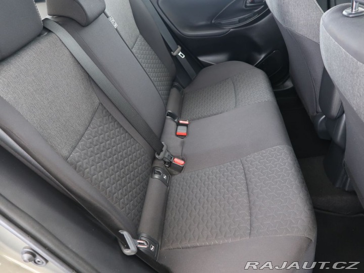 Toyota Yaris Cross 1.5VVT-i,CZ,1Maj,AT,Comfo 2024