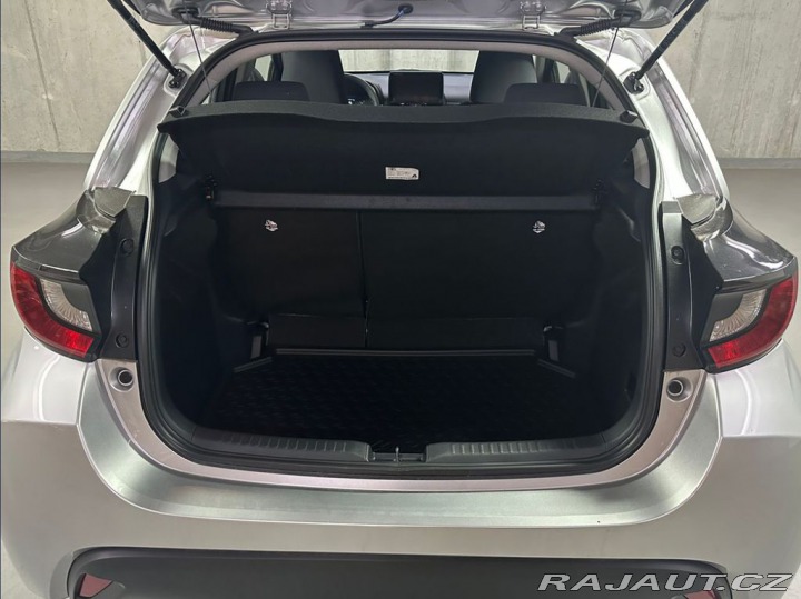 Toyota Yaris 1.5,Hybrid,e-CVT,Comfort 2024