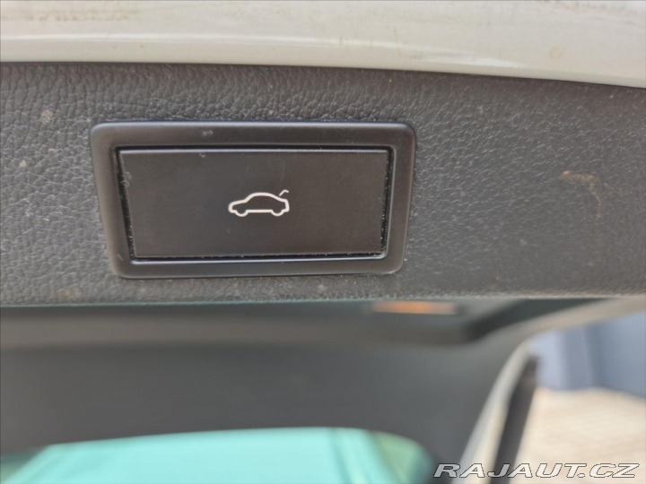 Škoda Superb 2,0 TDi  L&K 4x4 Weba 2016